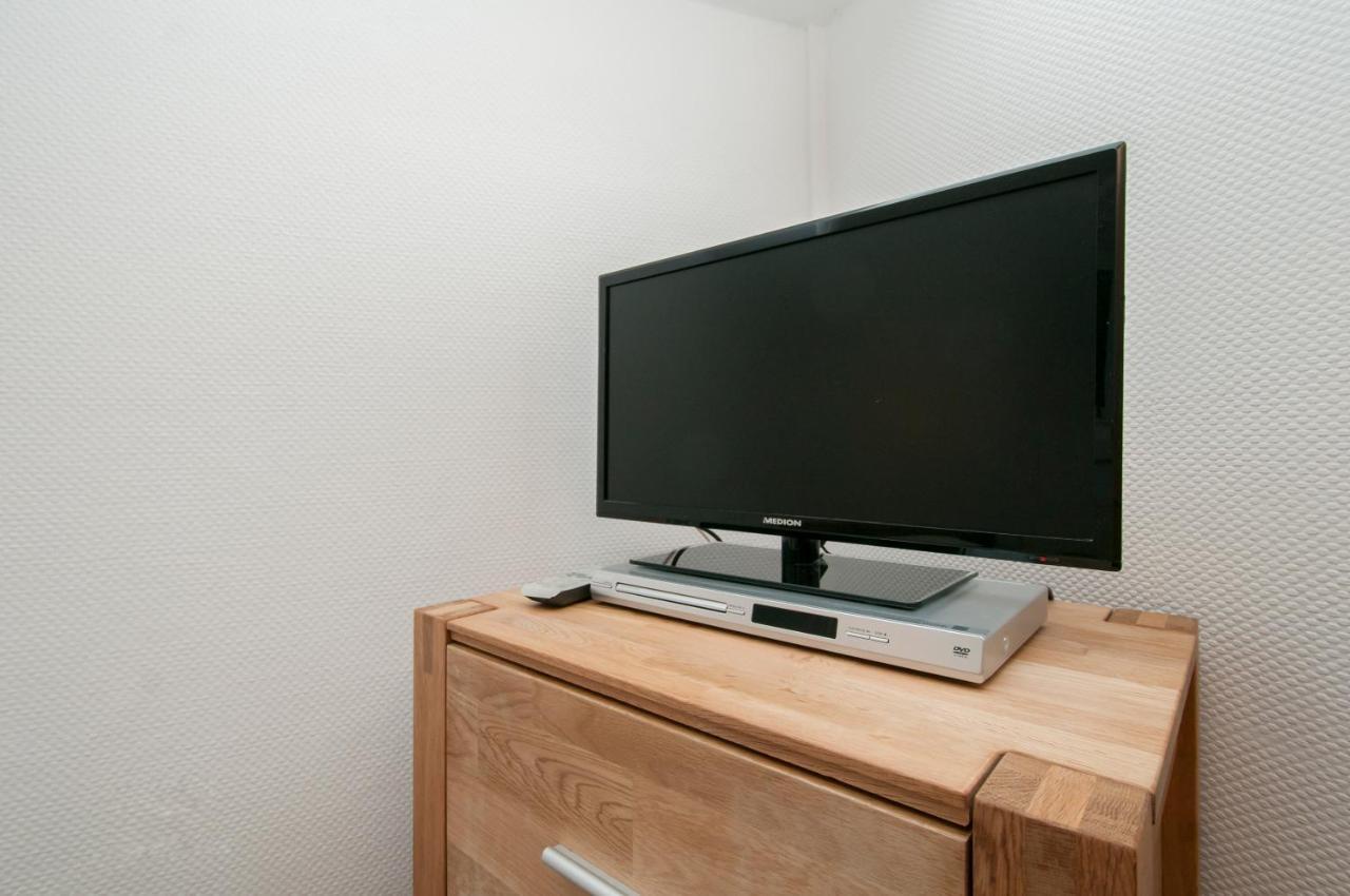 Appartements In Der Historischen Deichstrasse Contactless Check In Hamburg Room photo